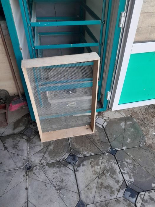 Инкубатор сатылады. Тауық жұмыртқасы 1056.шт Бөдене жұмыртқасы 2652шт.