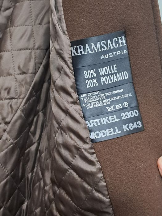 Продаётся новое Австрийской пальто размер 50