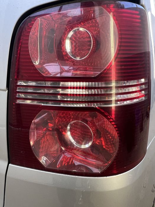 VW Touran 2010г 1.9TDi BLS 6ск
