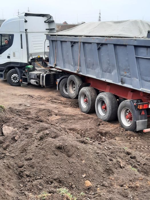 Pamant negru vegetal de gradina si balegar putred