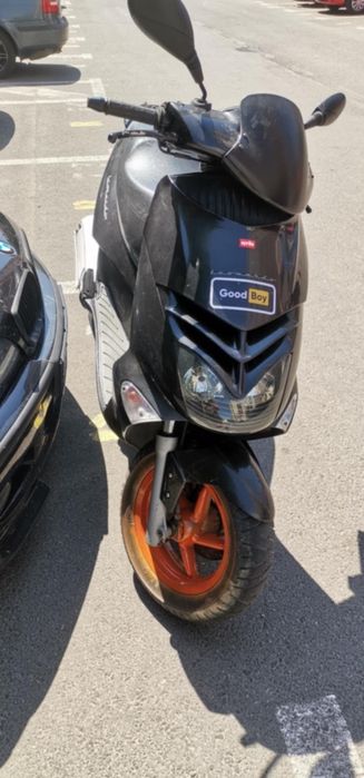 Aprilia leonardo 150 4t