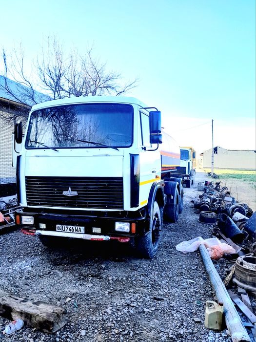 Маз водавоз сотилади сув узи заправка килади олдидан сепади 20 тонна