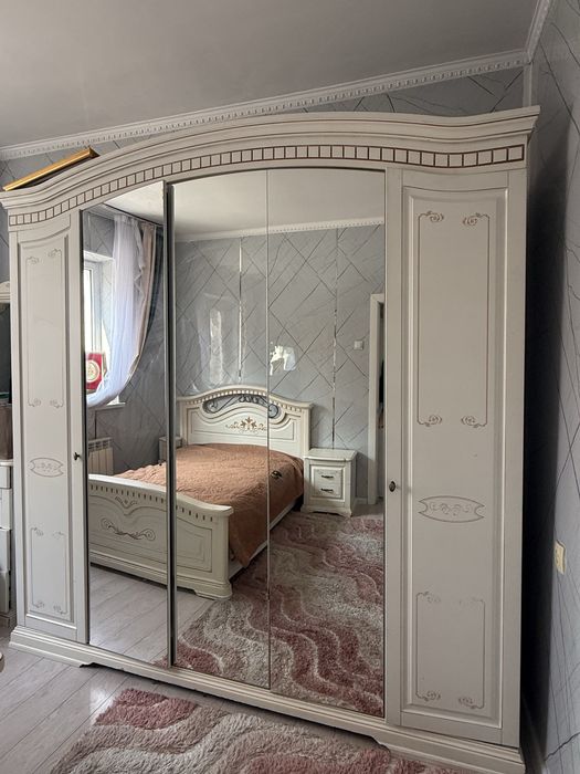 Мебель спальный гарнитур