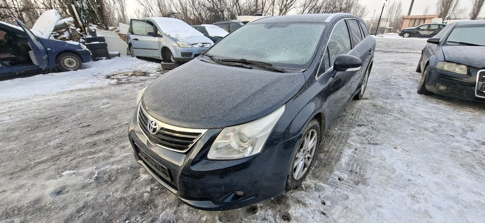 Dezmembrez Toyota Avensis Break 2.0 D 2011 1AD-FTV