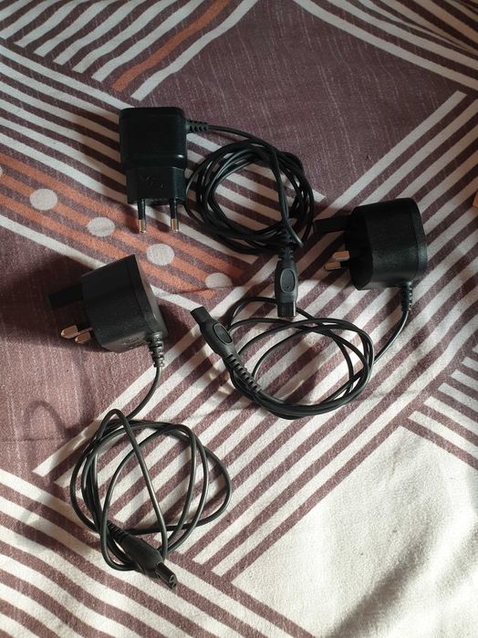 Продам оригинальное зарядное устройство PHILIPS