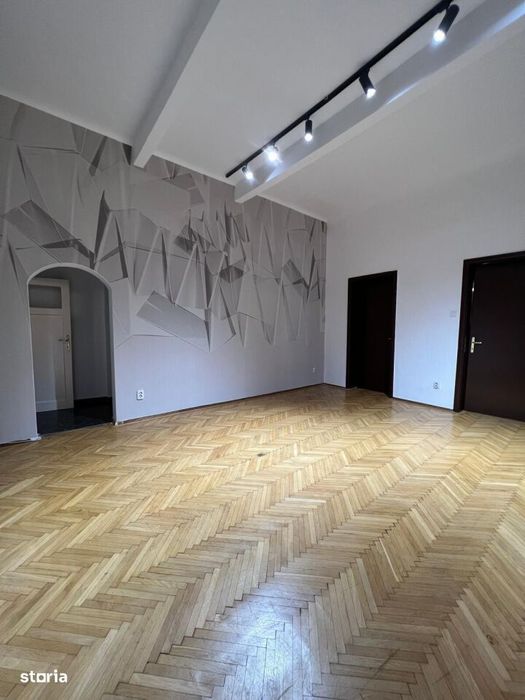 Apartament 4 camere de închiriat în vilă – Primăverii
