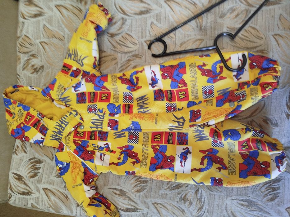 Продам весенний комбинезон