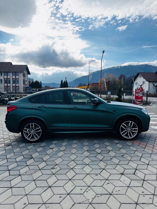 BMW X4 xDrive Pachet M interior exterior Full option ,colant verde