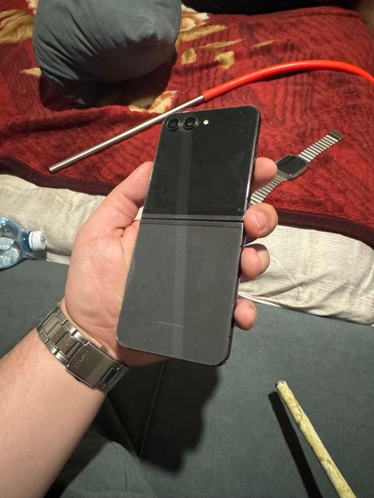 Samsung z flip5 256 gb