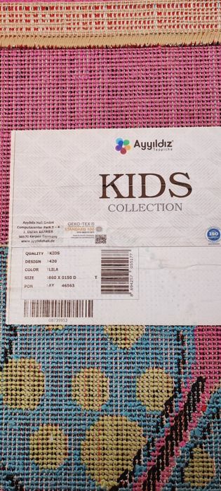 Covor camera fetițe