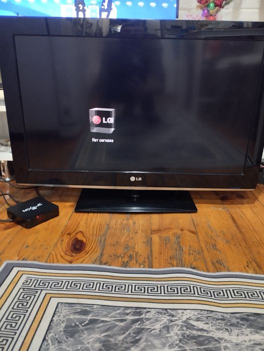 Телевизор LG в хорошем состоянии