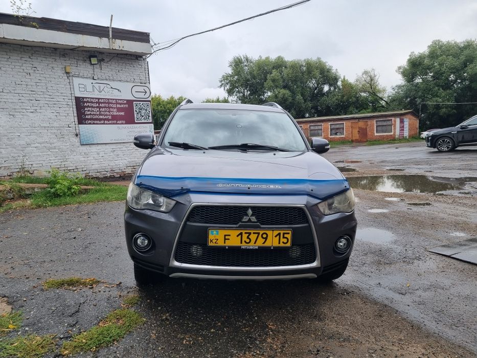 Продам срочно mitsubishi outlander