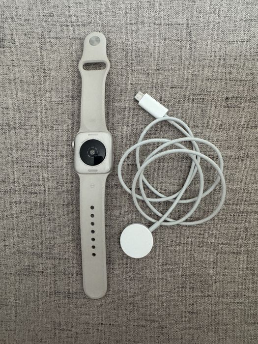 Apple watch SE2 de 40mm starlight impecabil, full box