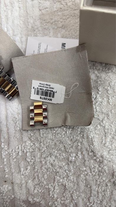 Часы майкл корс . Часы Michael Kors