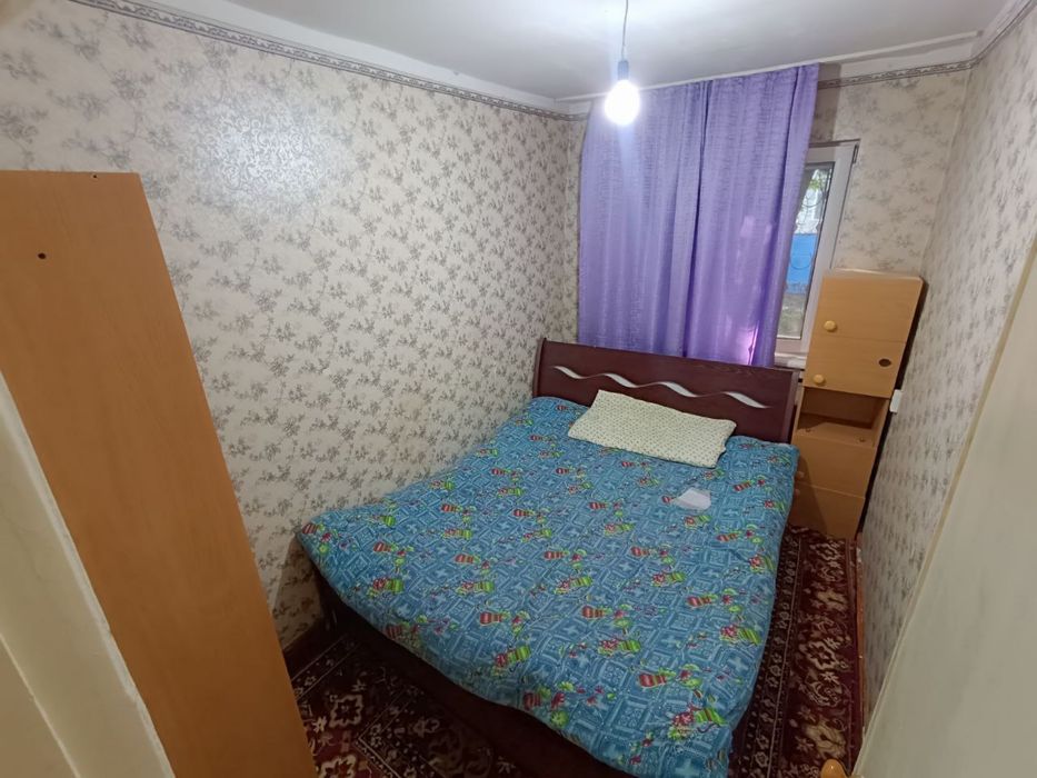 Продаю 2 комн спутник 1 деревяшка