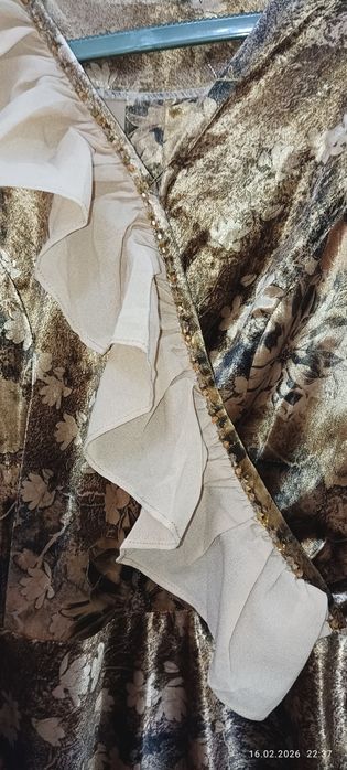 Ko'ylak pocha  sotiladi