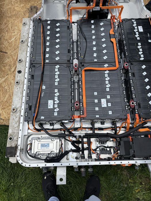 Baterii masini electrice ,se pot folosi pentru sistemele fotovoltaice