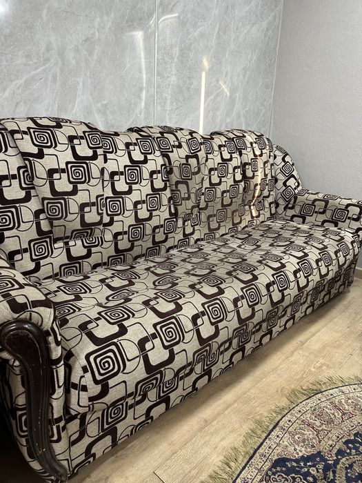 Диван БУ и 2 кресла