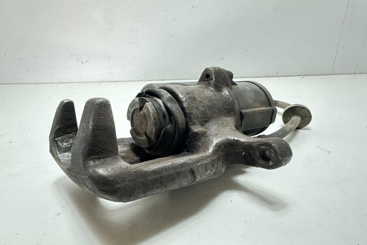 Etrier dreapta spate Audi A6 4F/C6