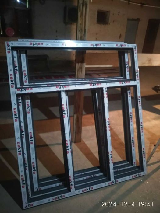 faqat bizda arzon akfa eshik va romlar vitraji xamda masketniy setka