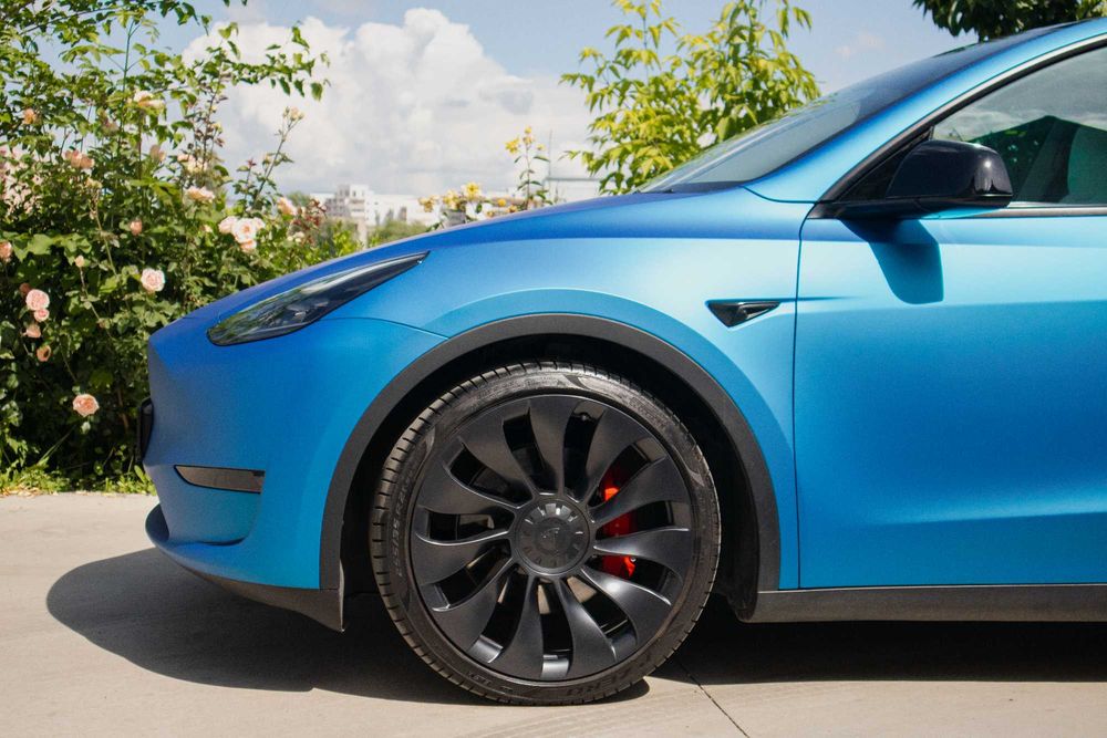 Tesla Model Y Performance MY 2024