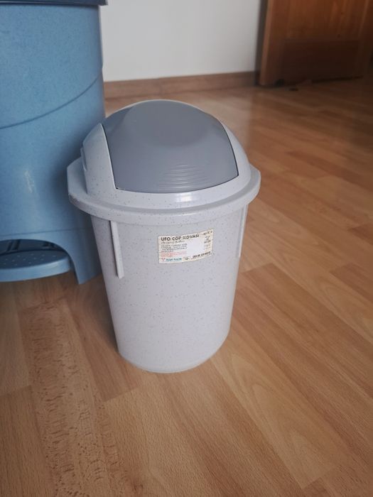 Контейнеры для мусора