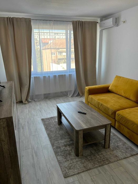 Apartament de închiriat