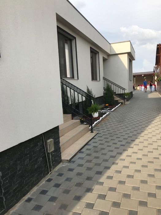 Casă tip duplex de vânzare spatele Parcului Românescu