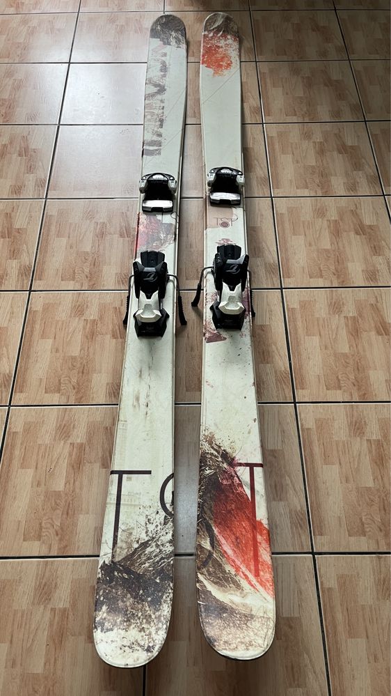 Skiuri Armada TST Skis 2014 Bucuresti Sectorul 2 OLX.ro