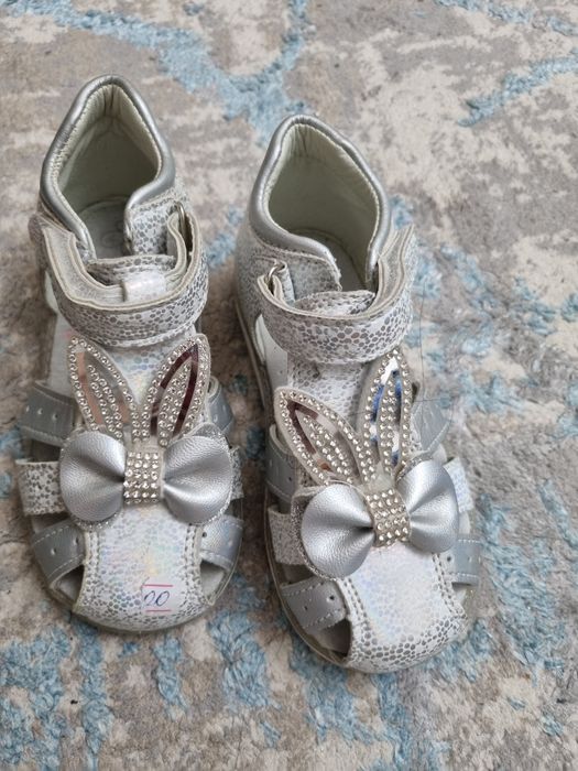 Обувь детская новые