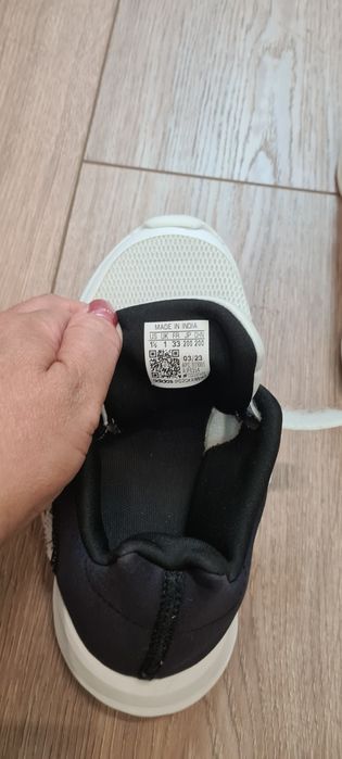 Кроссовки детские 33 размера