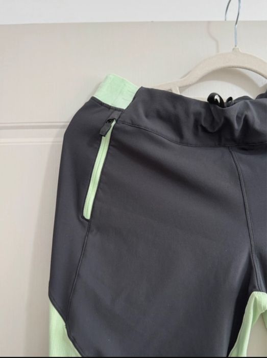 Pantaloni de munte The North Face dama