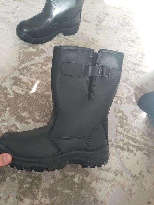Продам хорошие сапоги