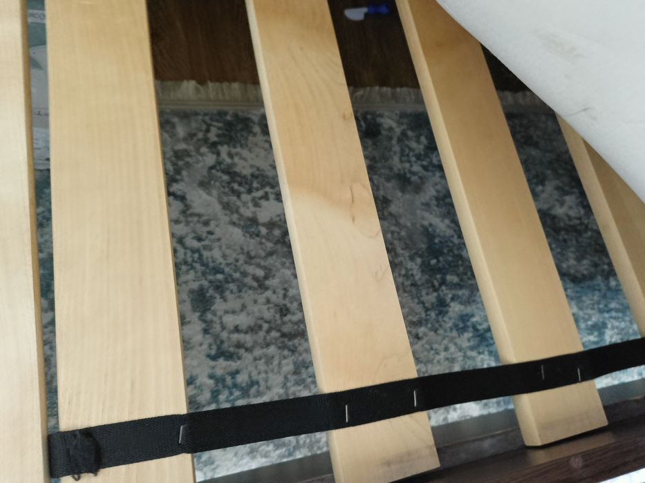 Продам кровать для спальни