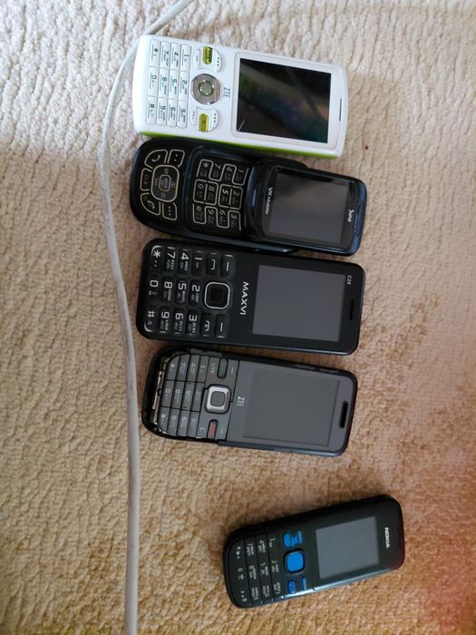 Телефоны на запчасти