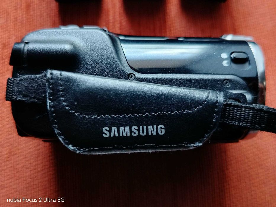 Цифрова видеокамера Samsung HMX F-90