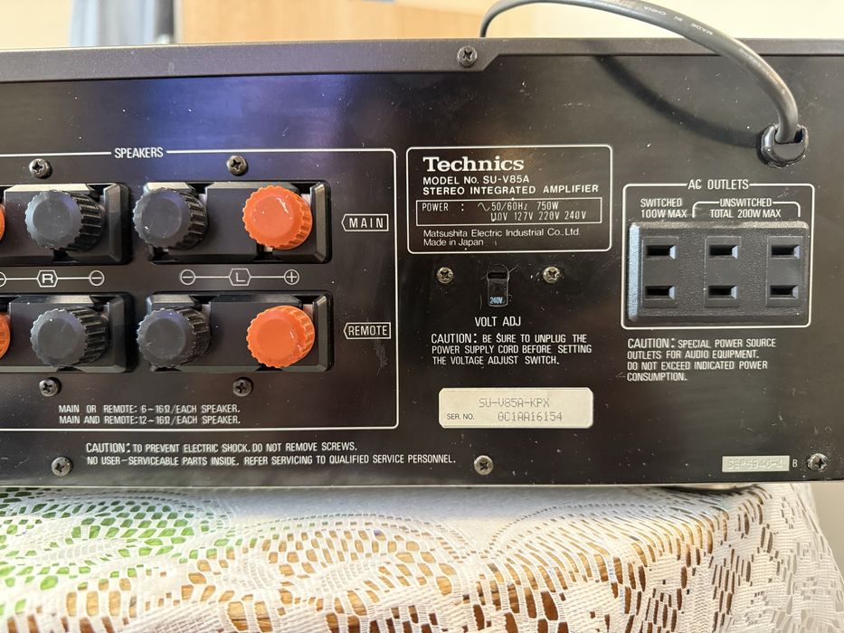 Technics SU-V85a Стерео усилвател