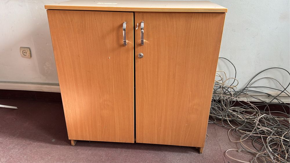 Продам офисную мебель