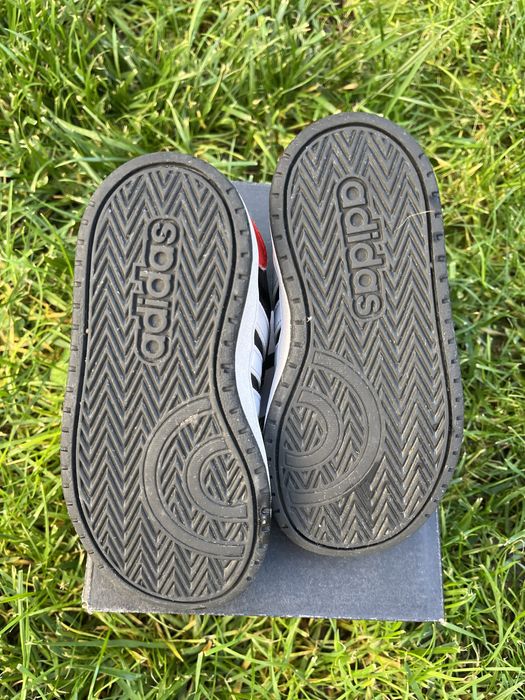 Оригинални маратонки Adidas