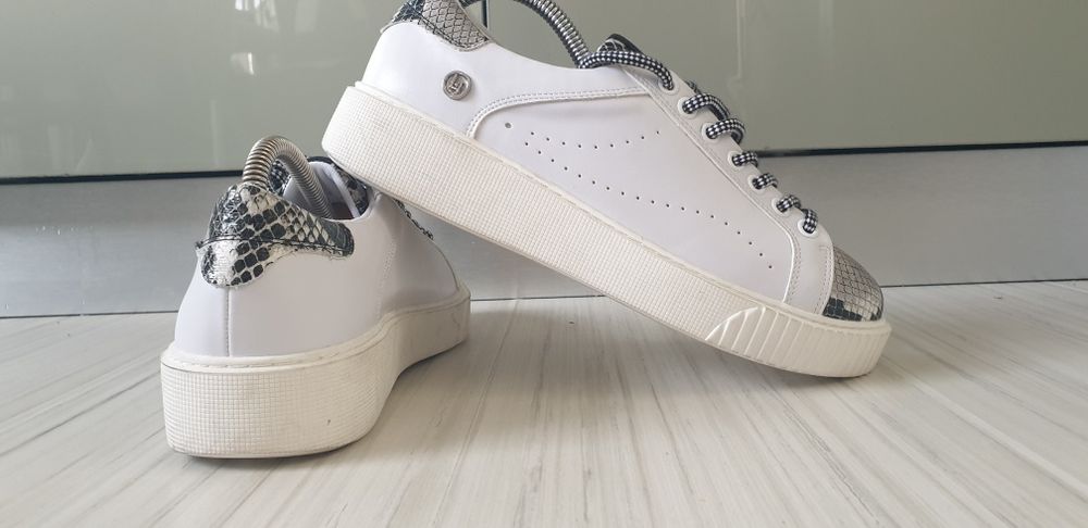 Lio Jo Leather Sneakers 39/25см ОРИГИНАЛ НОВО Дамски Кецове от  Ест ко