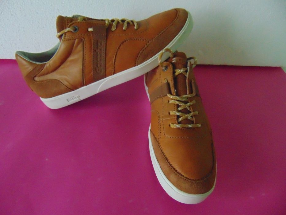 НОВИ Gaastra номер 42 Оригинални мъжки кецове