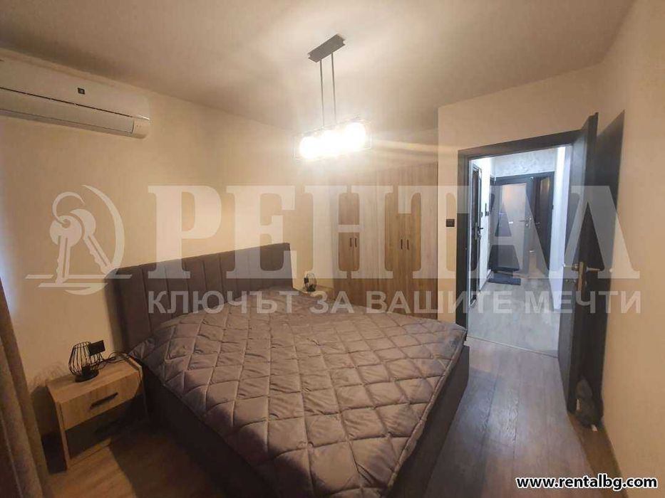 Дава се под наем Тристаен апартамент в Пловдив, Център - 110 кв.м за 764.49 € - Снимка #11