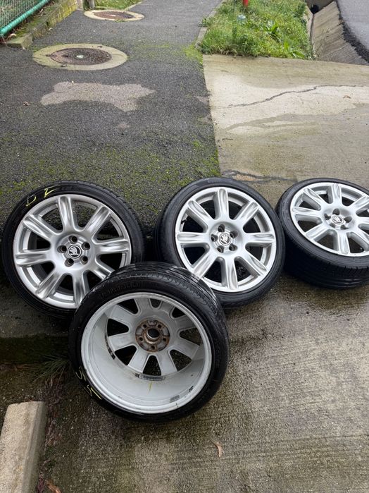 Jante aliaj 215 45 R17