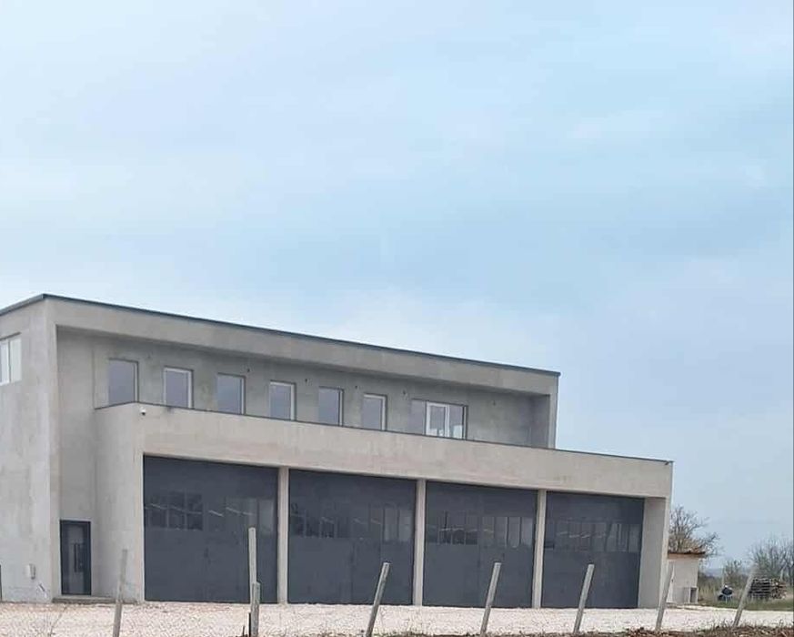 Под наем хале за връзка