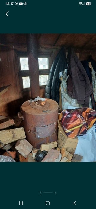 Продам будку кунг с буржуйкой