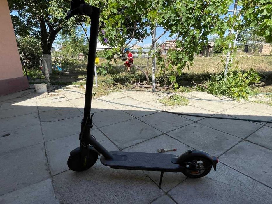 Продается электросамокат Xiaomi