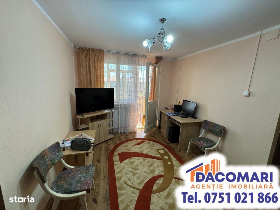 Apartament 3 Camere Micro 40 – Poziție Excelentă la Strada Principală!