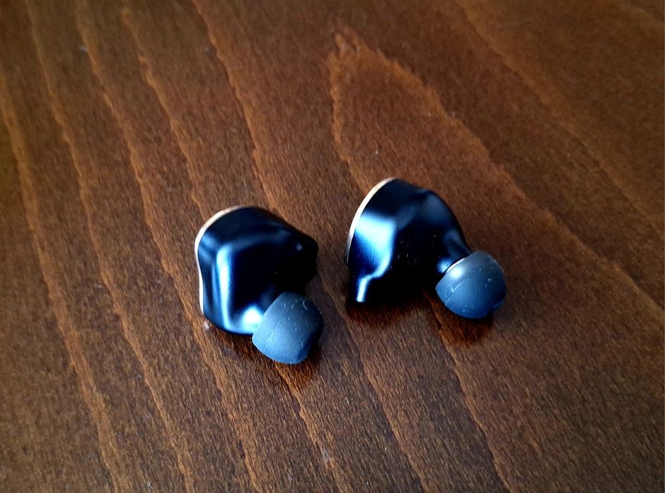 FiiO FH7 – аудиофилски хибридни IEM слушалки, перфектно състояние