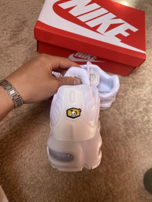 Nike Air Max Plus Triple White