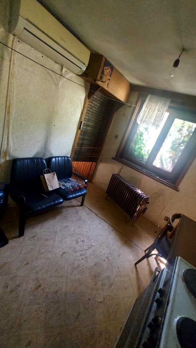 Къща/вила с двор с. Брястово, обл. Хасково